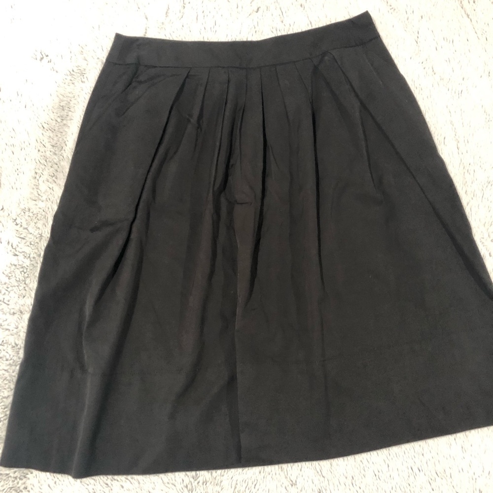 Talbots black front pleated skirt
